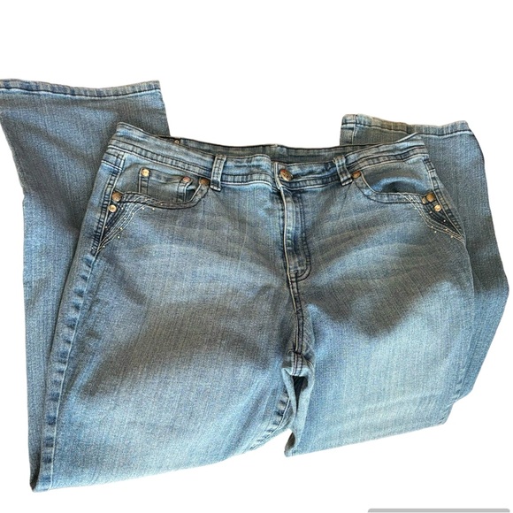 Style & Co. Plus size jeans Size 16 Faded blue, Exc. Condition! With Stretch - Picture 1 of 10